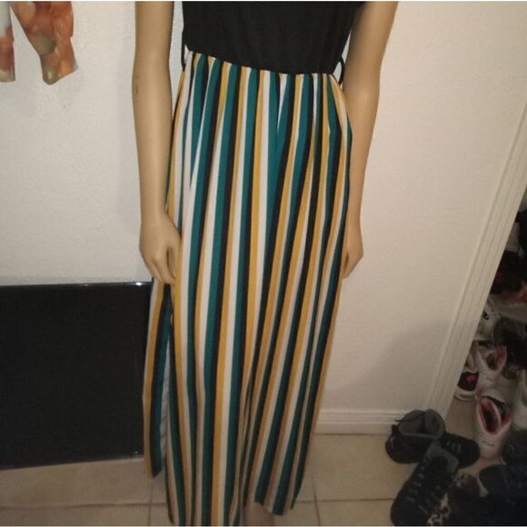 B FAMOUS sleeveless striped full length dress - Picture 4 of 9